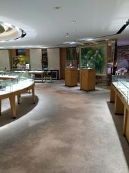 -北京七彩云南翡翠珠宝旗舰店(月坛店)