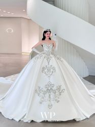 点击看大图 -MuseMarry婚纱(前海嘉里中心店)