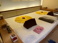 -良子足疗按摩