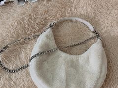-URBAN REVIVO(上海中庚漫游城店)