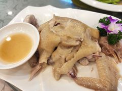 招牌盐焗鸡-新塘畔酒楼(里水大道北店)