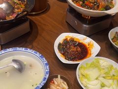 -富正毅三下锅(体育馆店)