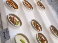 -川骄海鲜自助(王府井奥莱UP TOWN店原世界之花店)