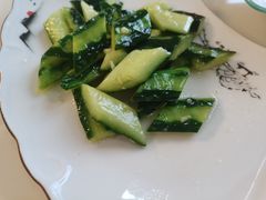 蒜末黄瓜-七的湖·晚芳亭·阳澄湖农家菜·大闸蟹(莲花岛店)