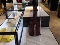 -GIVENCHY(比斯特苏州购物村店)