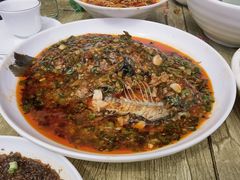 霍香鲫鱼-柏合黄记豆腐皮饭店