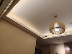 -胡须佬鸡煲四季火锅店(石厦西村直营店)