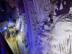 -泰安地下龙宫景区