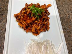 京酱肉丝-真地道京味府·鲜橙烤鸭·北京菜(朝外大街东大桥店)