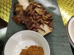 -泡桐树孙二娘私房菜