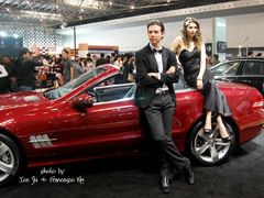 -东浩兰生上海世博展览馆