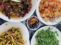 小炒豆腐-瑞丰园庭院餐厅·白族传统家常菜