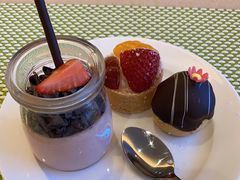 -亮马河饭店翠雅咖啡厅