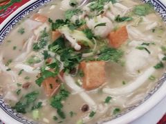 -闯关东东北农家菜(崂山石老人店)