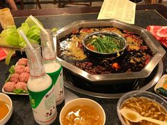 -邓莽子老火锅(中兴路总店)