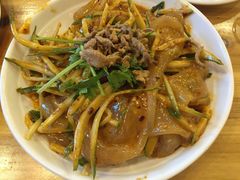 -鹤乡东北菜(崮山路店)