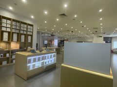 -华为授权体验店(中山公园来福士)