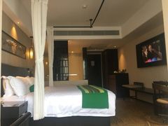 -深圳罗湖东门步行街亚朵X酒店