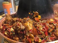 -超越炭火牛蛙火锅鸡(河东店)