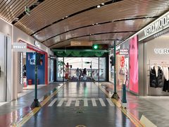 -砂之船奥莱(南京江宁店)