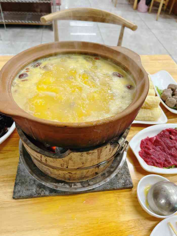 合兴记港式地摊打边炉-"讲真第一次吃打边炉朋友说他女朋友吃过,.