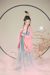 点击看大图 -盘子女人坊古装写真摄影(南京总店)