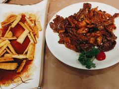 -金牌餐厅·天津菜·八珍豆腐·老爆三(瓷房子店)
