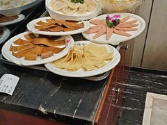 -忘情水鱼头·鲜鱼火锅(滨江中路店)