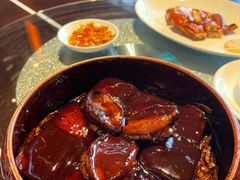鲍鱼红烧肉-杭州西子湖四季酒店·金沙厅