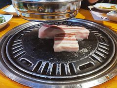 -唯成•韩国炭火烤肉 유성고기