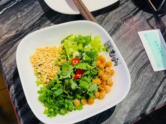 -老船舫·现做活鲜鱼馆(东郊记忆店)