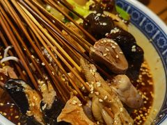 -大众跷脚牛肉馆·非遗传承单位(峨眉山店)