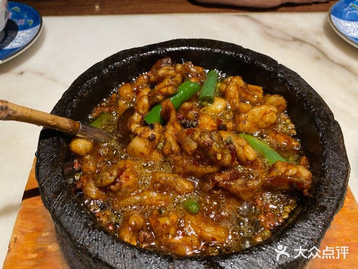 桂满陇-西湖船宴(西单大悦城店)石锅杭椒牛蛙图片