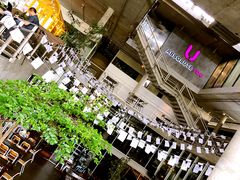 -ROAST coffee & eatery