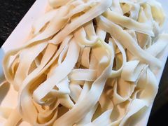 自制手擀面-旺晖本帮骨头煲·深夜火锅(梅园路店)