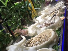 -釜御山海鲜烤肉火锅自助(新城市中心店)