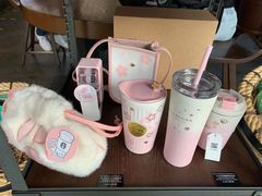 -星巴克(深圳龙岗摩尔城店)