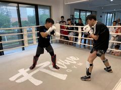 -EFL巴西柔术·综合格斗·泰拳·少儿体能训练(虹桥德必馆)