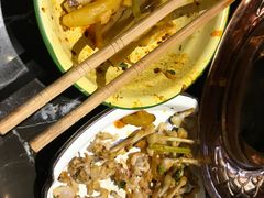 -巴四老城区炭火蛙锅(张江店)