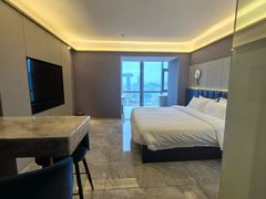 -Ting无边际江景酒店(重庆解放碑云端之眼店)