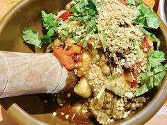 -老滇山寨•云南特色菜•地方菜•民族风情歌舞表演(金碧店)