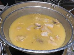 -禄婶鸡煲·打边炉