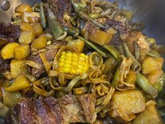 -内蒙焖面大盆骨餐馆(山大路店)