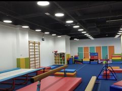 -蜩动儿童运动成长馆(恒生万鹂广场店)