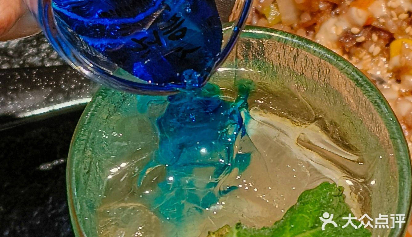 又被奇奇怪怪的菜吓傻，都太有想法了