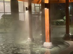 -芭东小镇温泉
