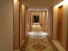 -维也纳酒店(成都春熙路李家沱地铁站店)