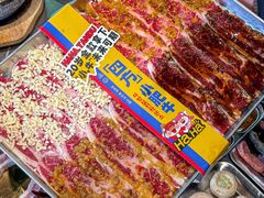 -哈哈碳都·牛肋条无限自助烤肉(台江万达店)