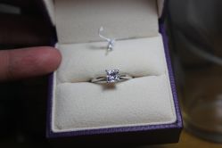 1克拉公主方-威德钻石-克拉钻大本营(南京东路店)