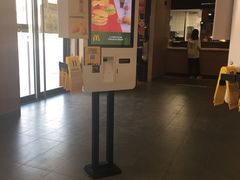 -麦当劳(潮南峡山得来速店)